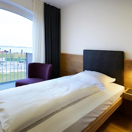 Im-Jaich Hotel Бремерхавен Екстериор снимка
